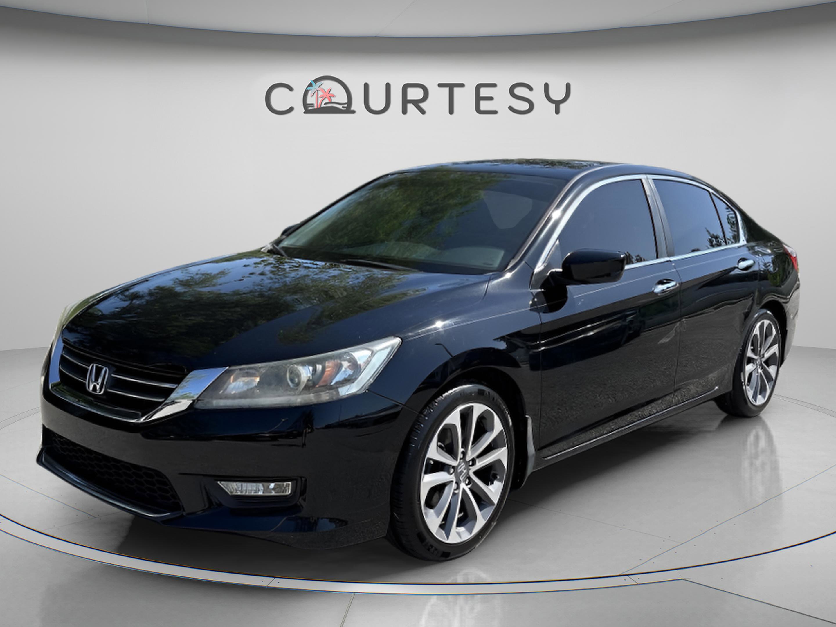 Used 2014 Honda Accord Sport image 2