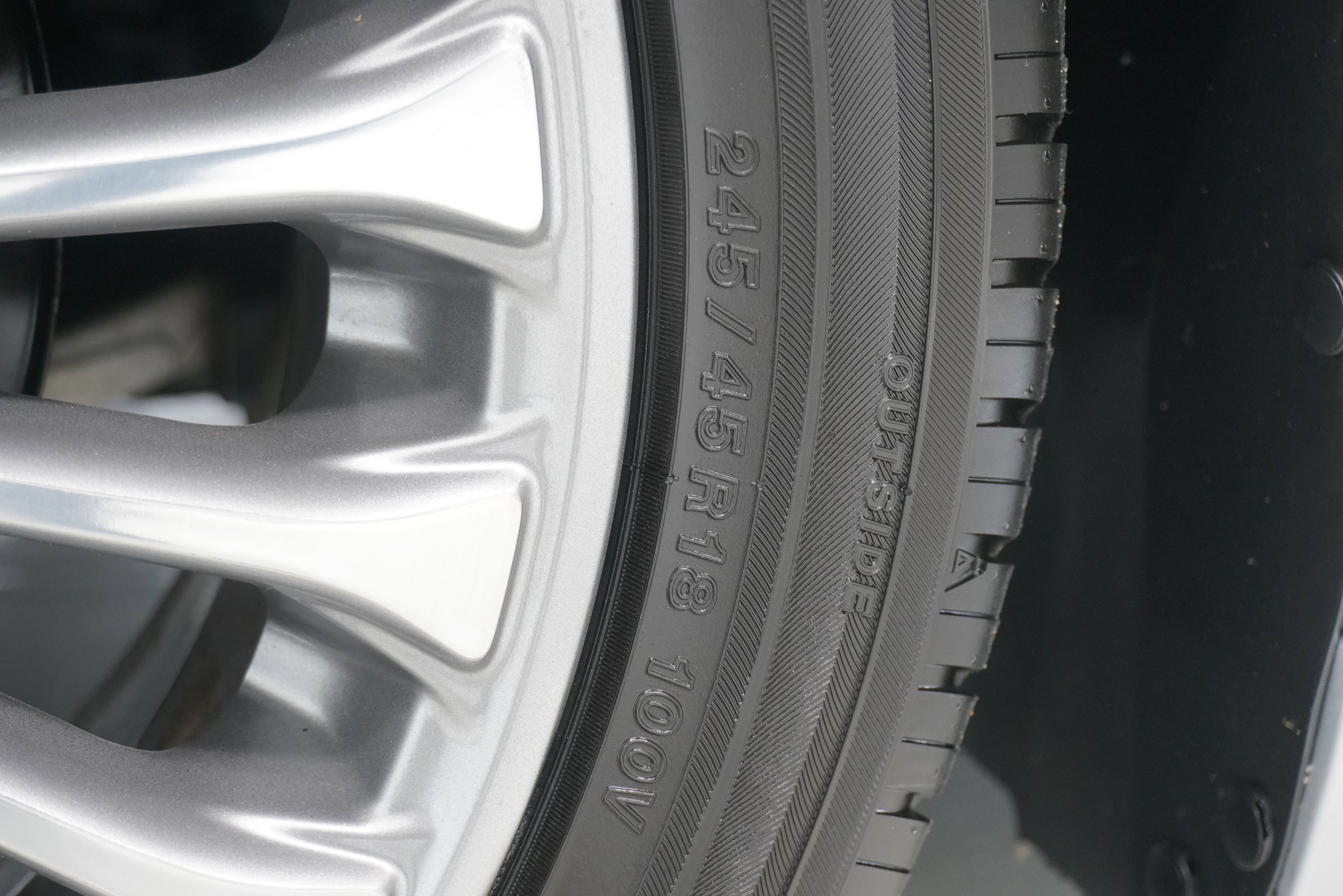 Used 2013 Ford Fusion Titanium FWD image 29