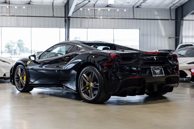 Used 2018 Ferrari 488 Spider RWD image 4