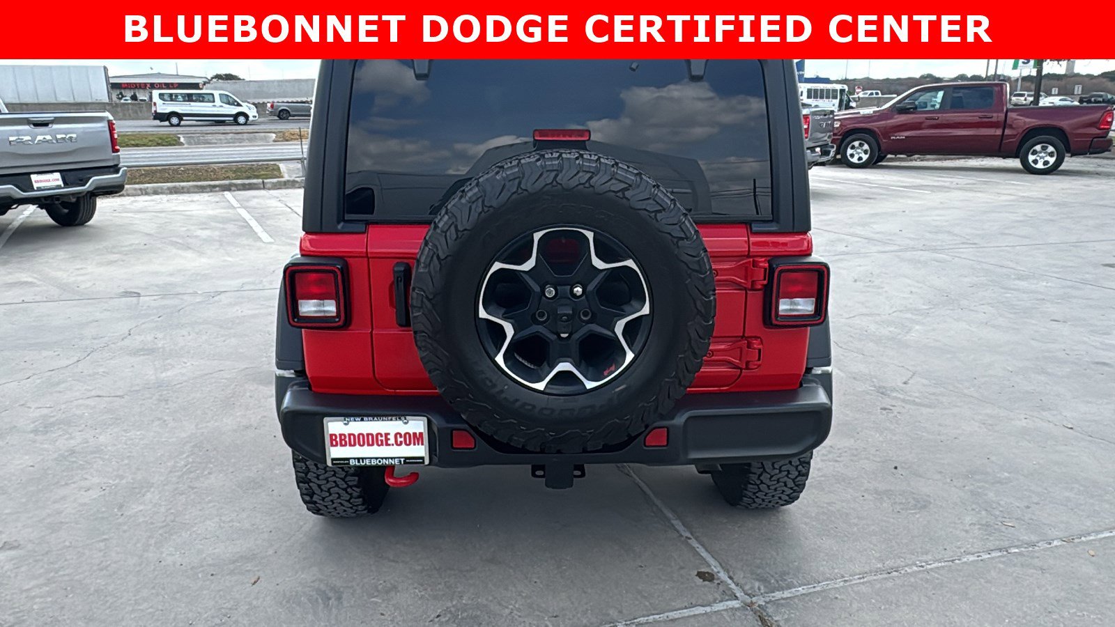 Used 2023 Jeep Wrangler Unlimited Rubicon w/ Cold Weather Group image 6