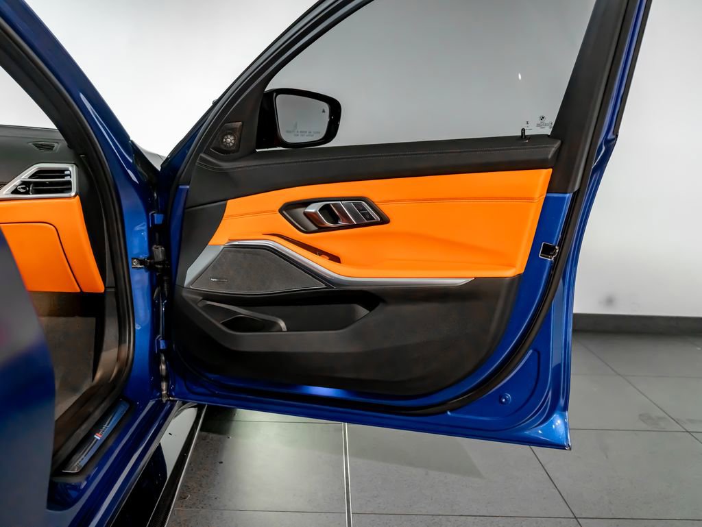 Used 2026 BMW M3 w/ M Carbon Exterior Package RWD image 25