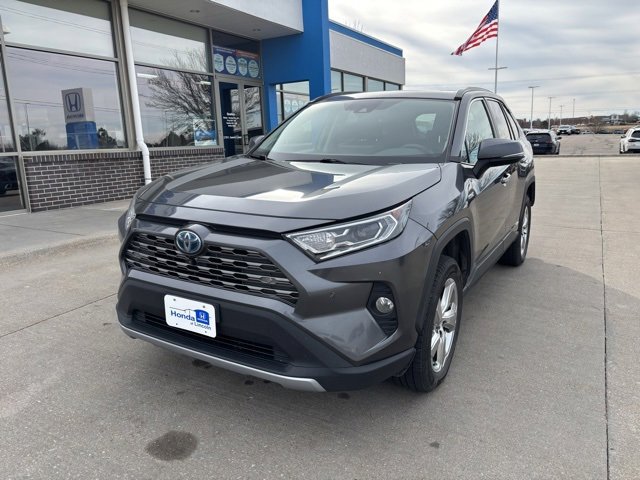 Used 2021 Toyota RAV4 Limited image 1
