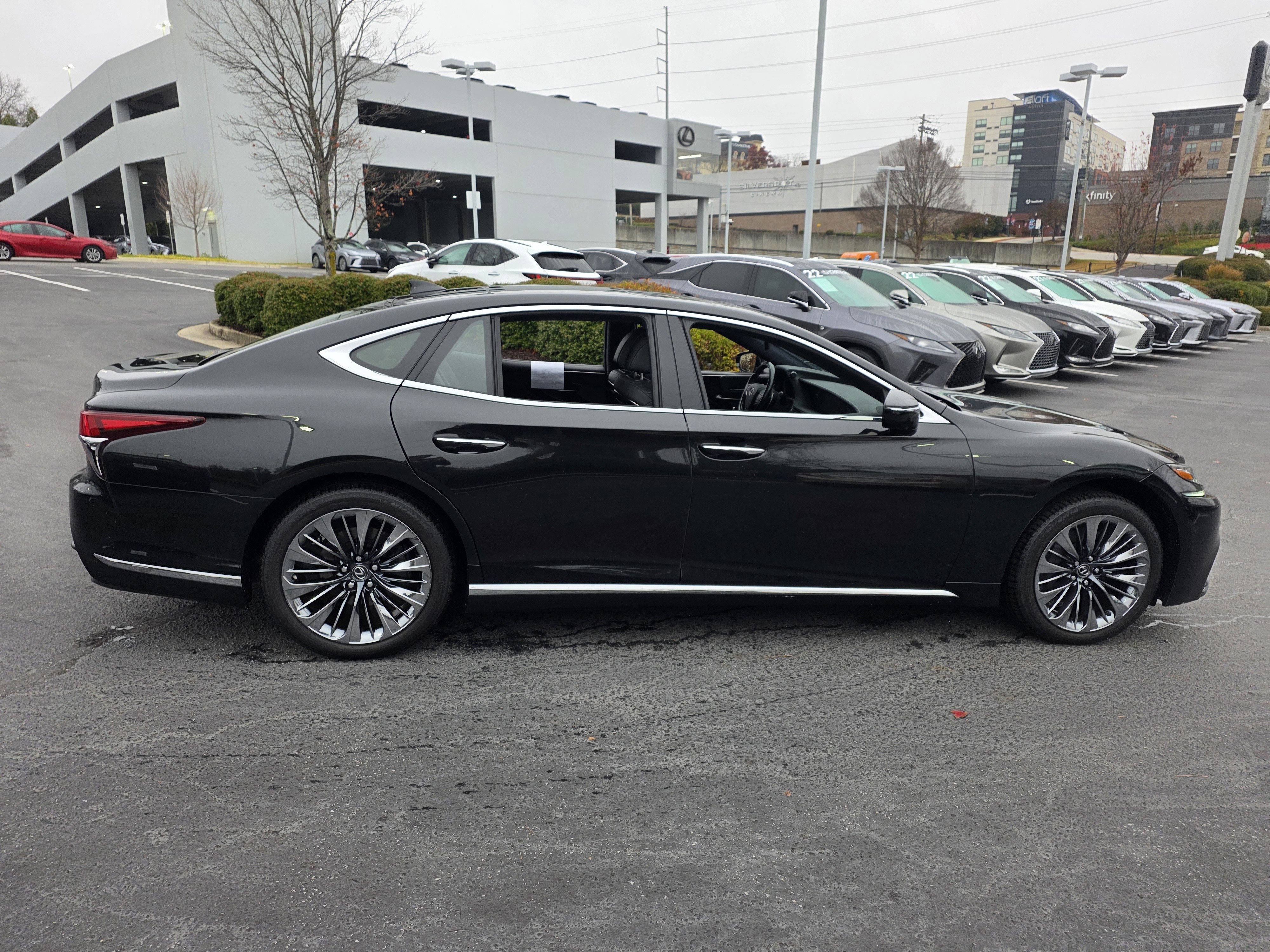 Used 2018 Lexus LS 500 image 6