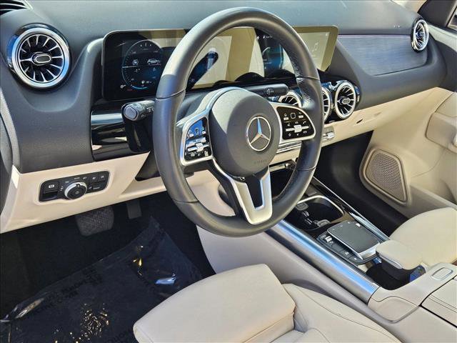 Used 2022 Mercedes-Benz GLA 250 4MATIC image 10