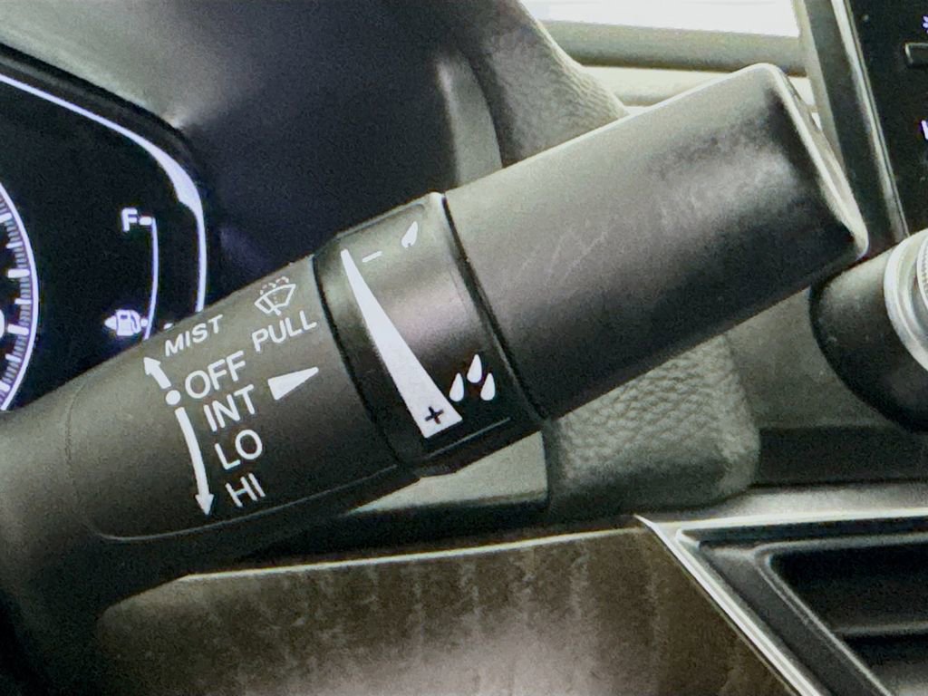 Used 2021 Honda Accord EX-L image 16