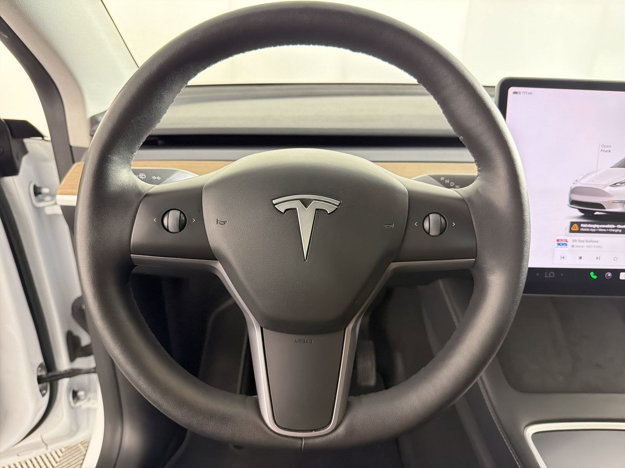 Used 2024 Tesla Model Y Long Range image 18
