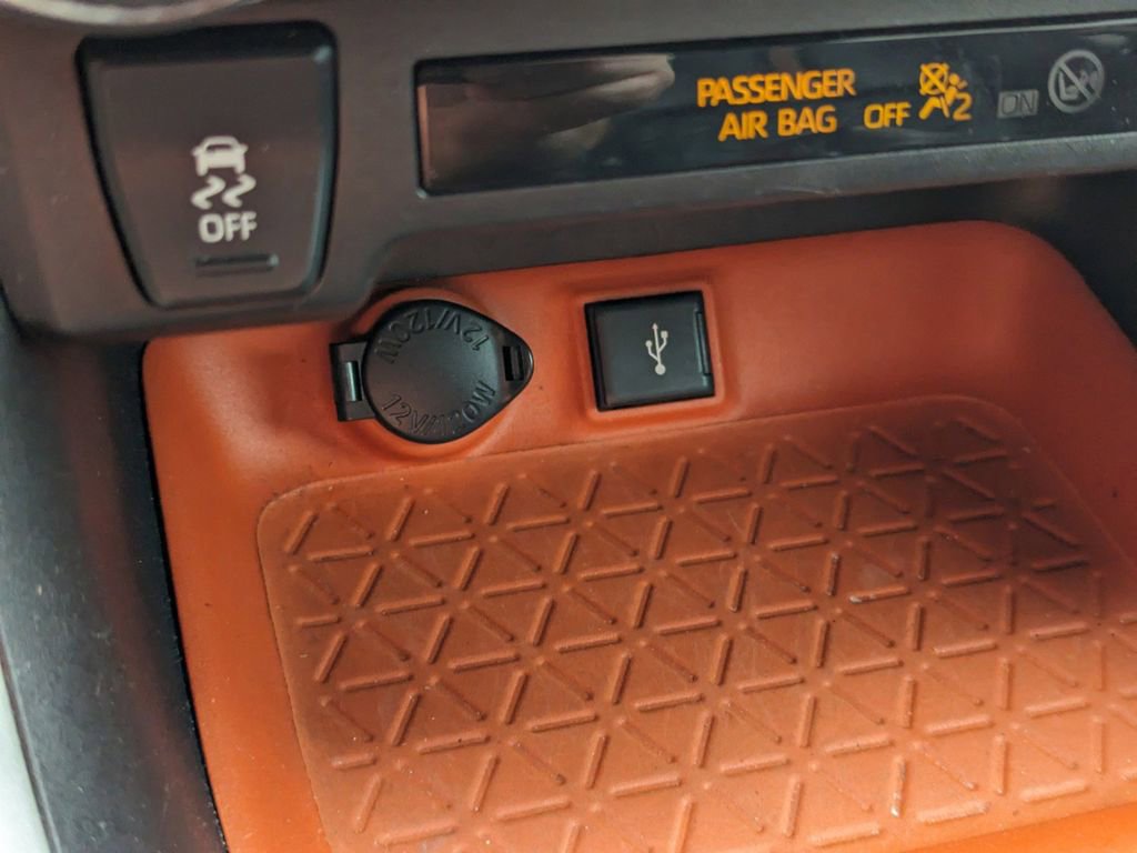 Used 2021 Toyota RAV4 Adventure image 22