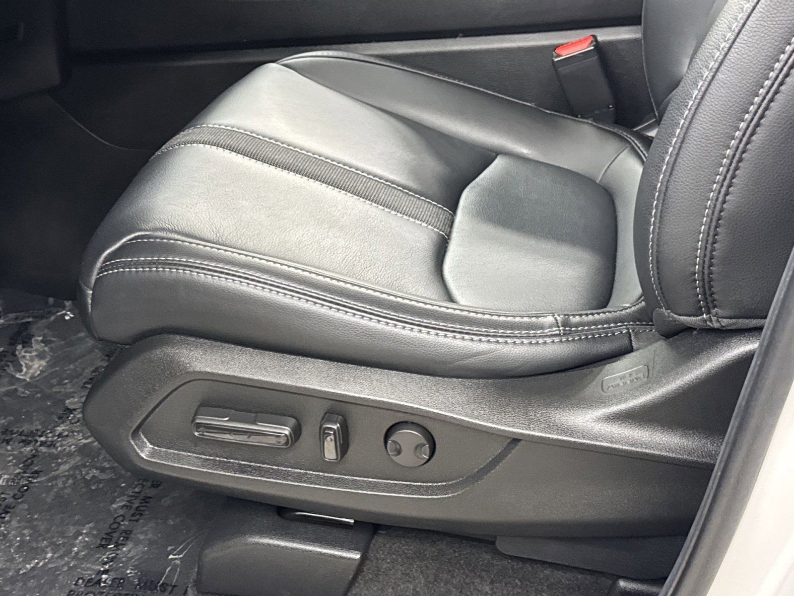 Used 2025 Honda Pilot EX-L image 18