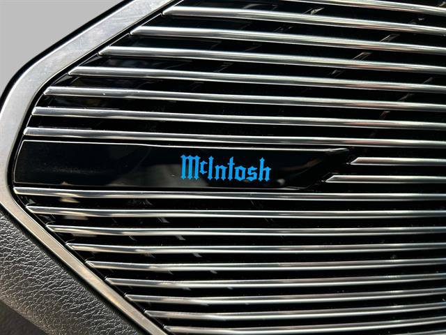 Used 2023 Jeep Grand Cherokee Overland w/ Luxury Tech Group IV image 22