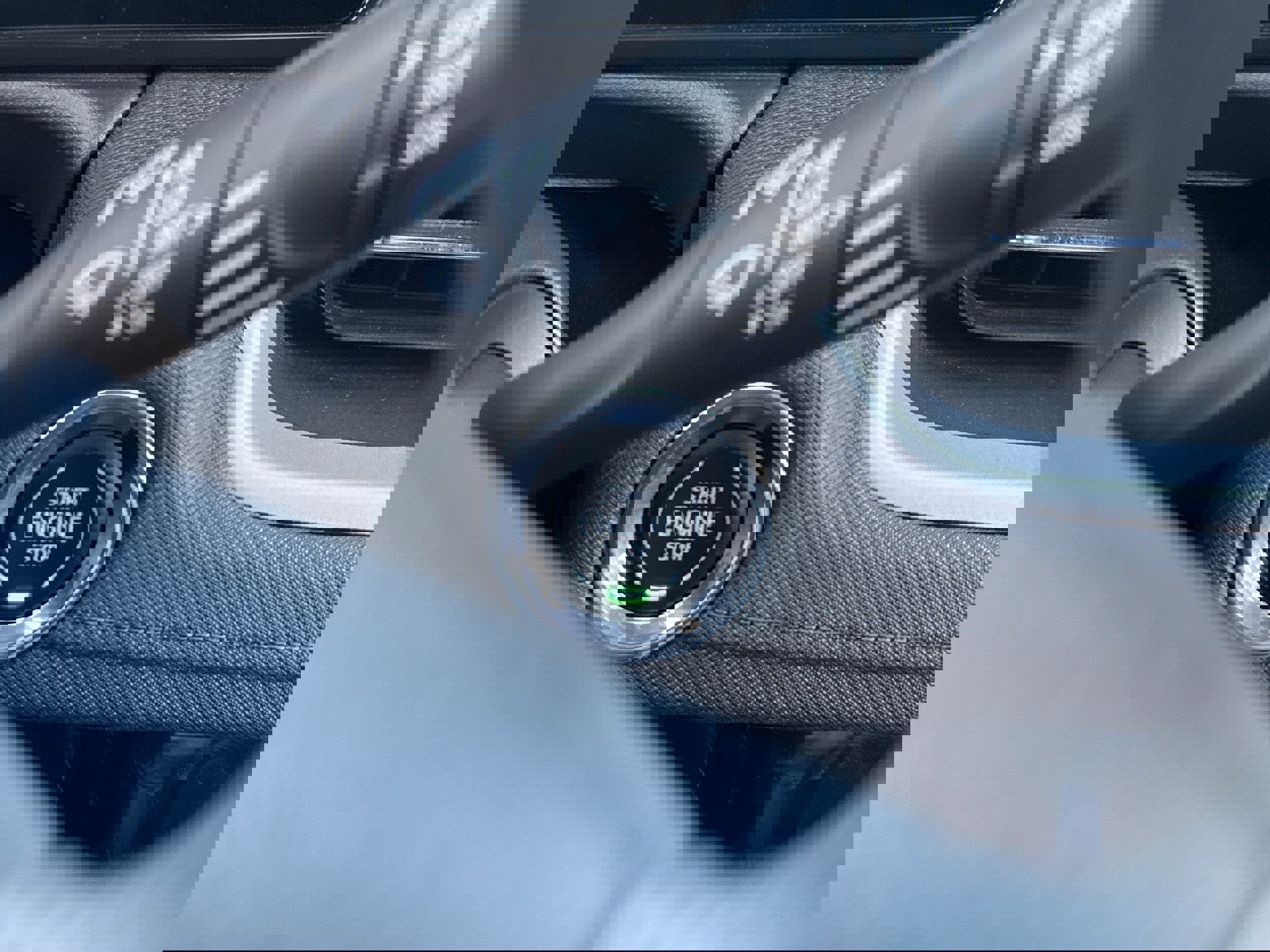 Used 2025 Chevrolet TrailBlazer LT image 16