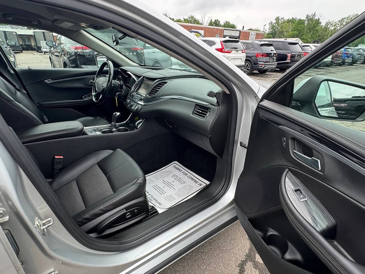 Used 2017 Chevrolet Impala LT FWD image 15