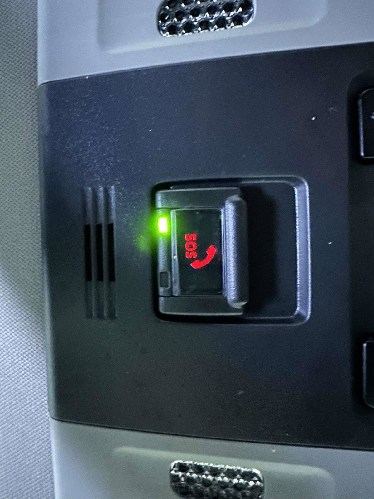 Used 2022 Toyota Camry LE image 31