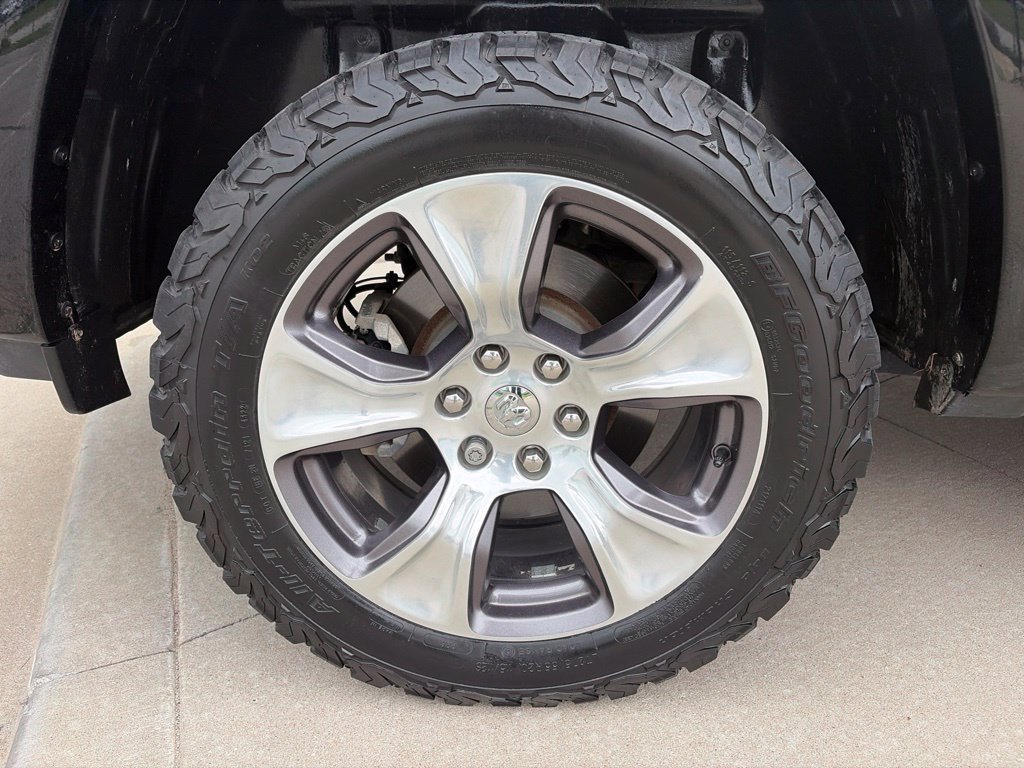 Used 2021 RAM 1500 Laramie AWD/4WD image 19