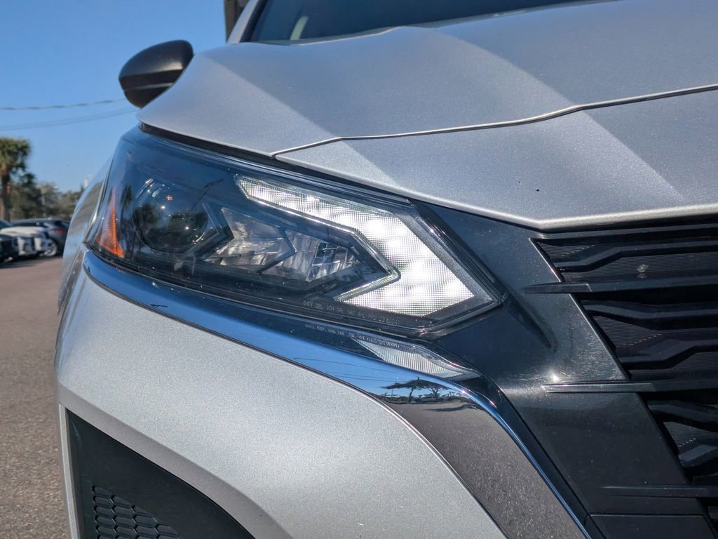 Used 2024 Nissan Altima 2.5 SV image 10