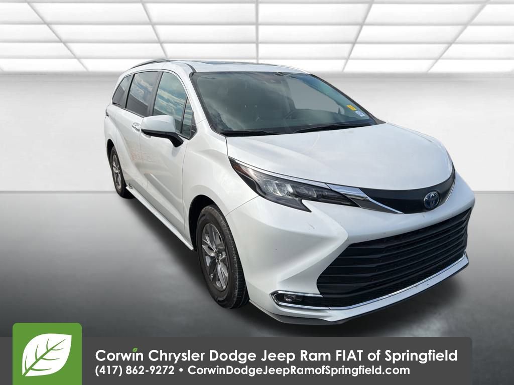 Used 2024 Toyota Sienna XLE