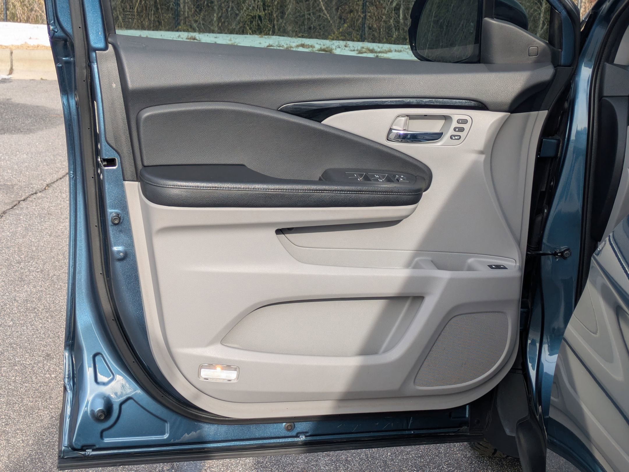 Used 2016 Honda Pilot Elite image 20