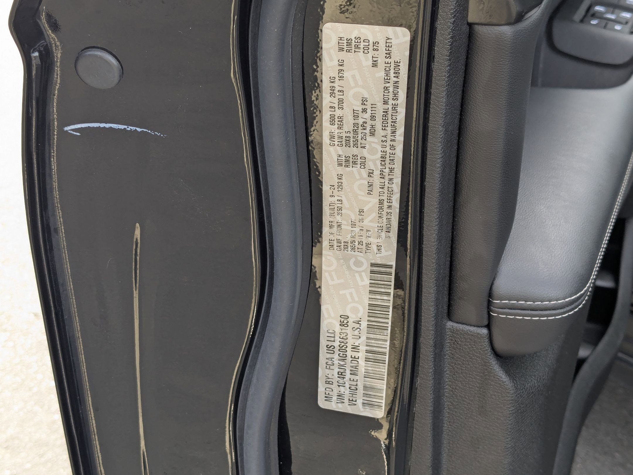 Certified 2025 Jeep Grand Cherokee L Laredo image 38