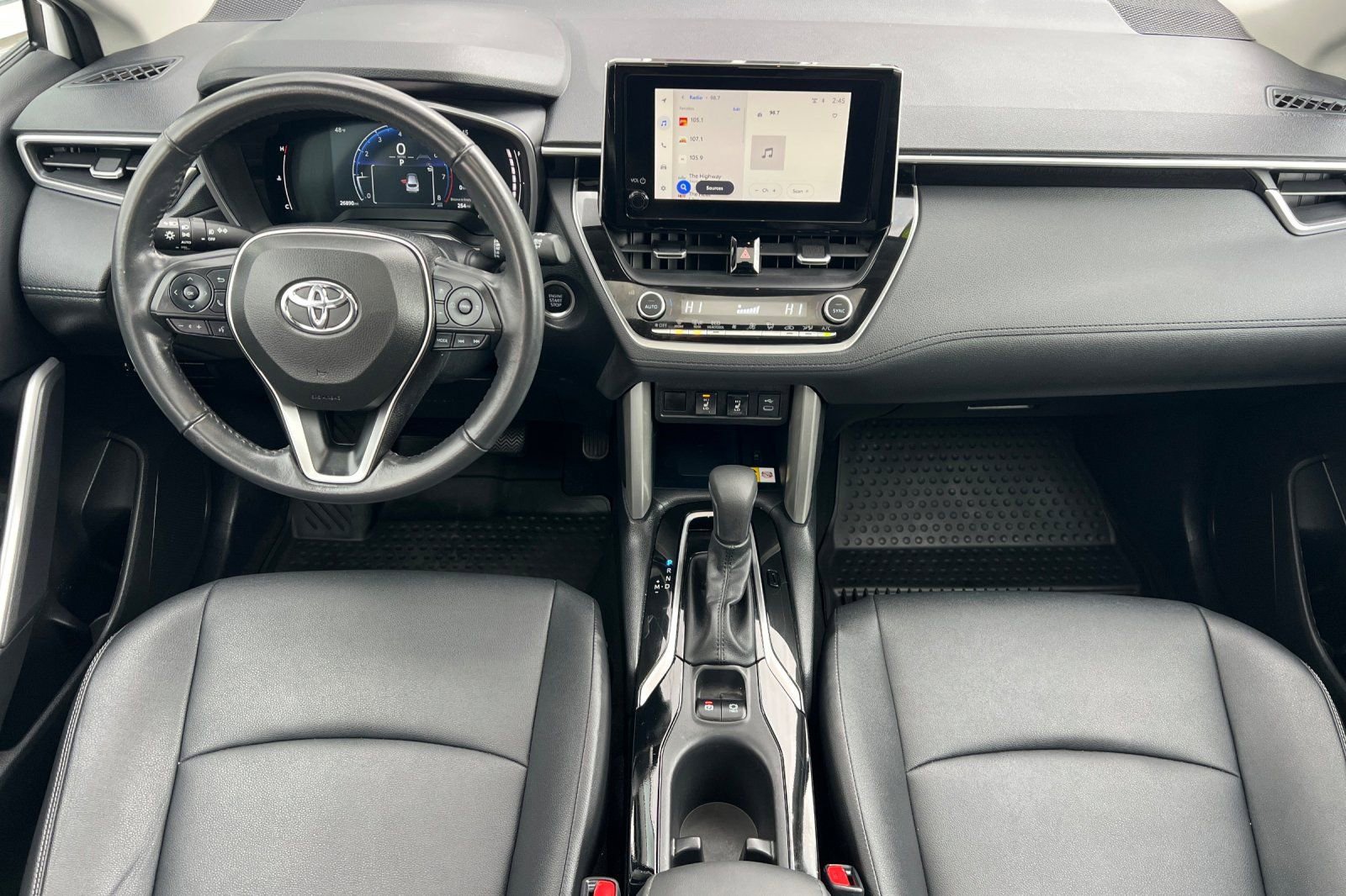 Certified 2023 Toyota Corolla Cross XLE w/ Convenience Package image 10