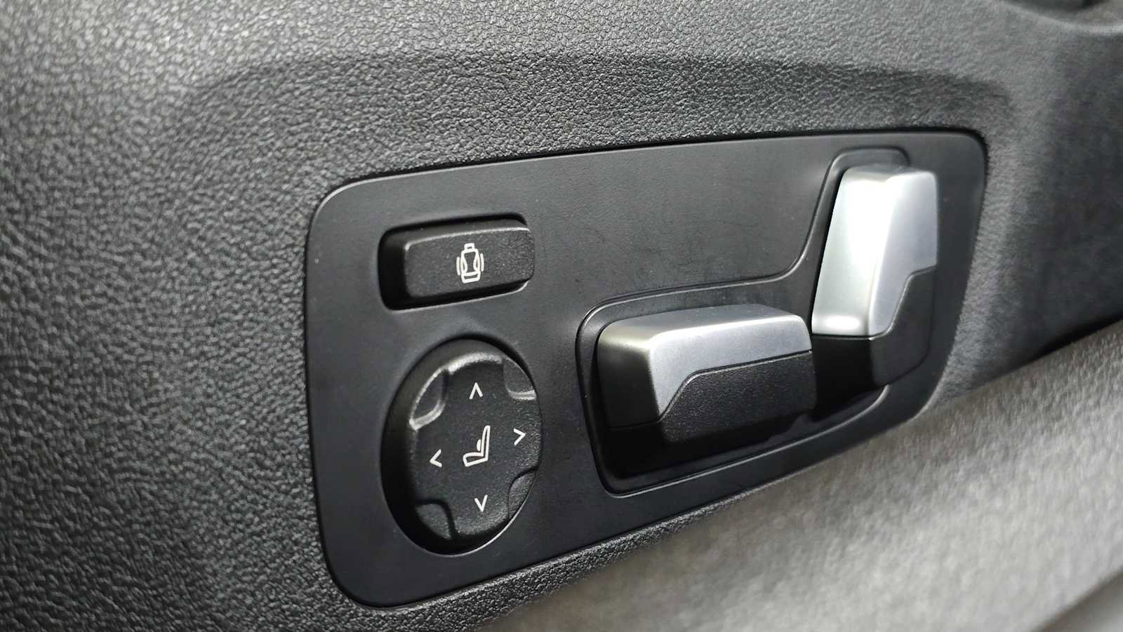 Used 2024 BMW 840i xDrive Coupe image 26