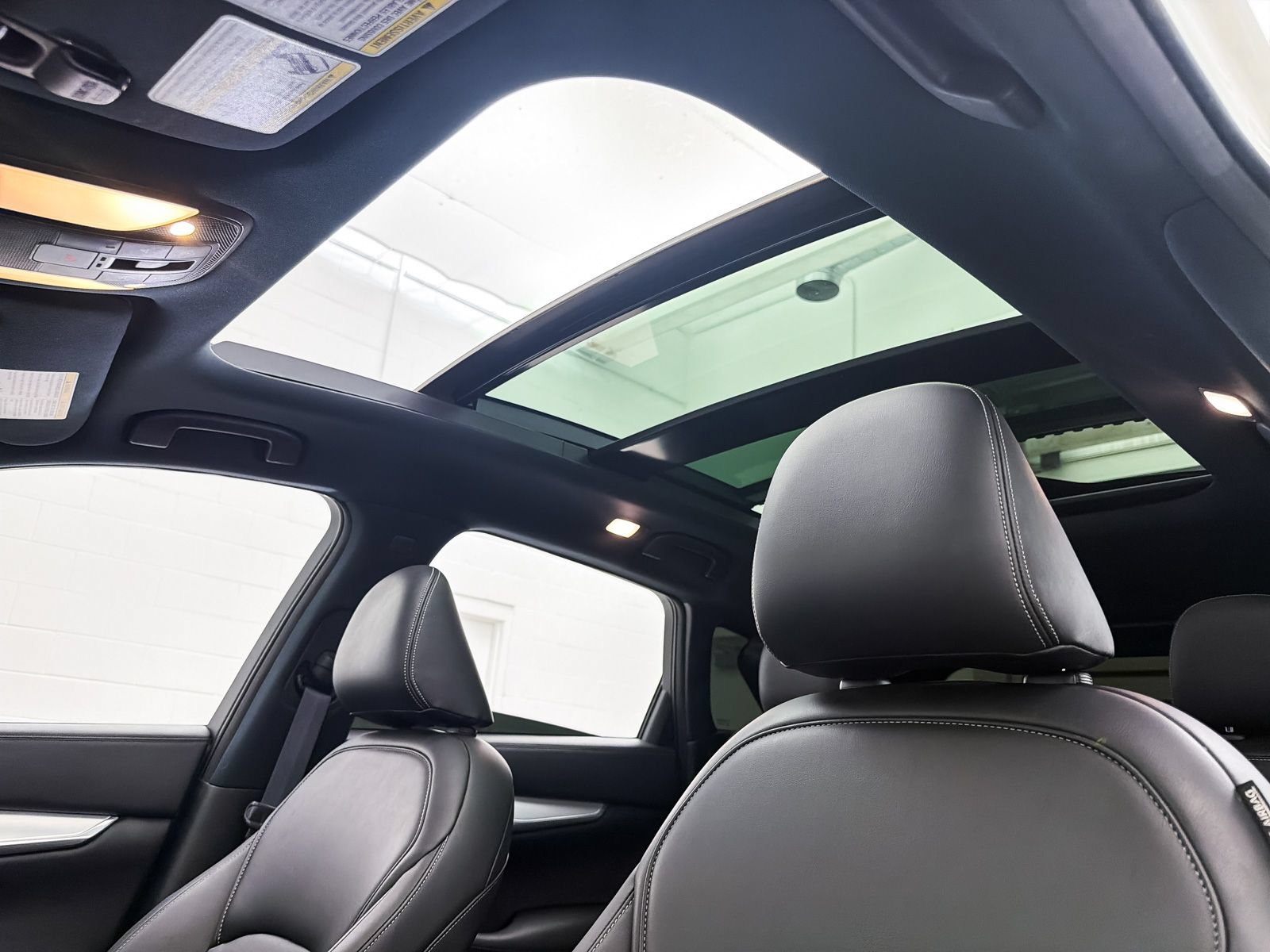 Used 2021 INFINITI QX50 Luxe w/ Appearance Package FWD image 3