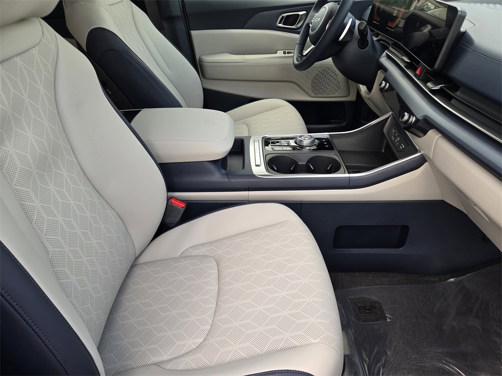 New 2026 Kia Carnival EX image 10