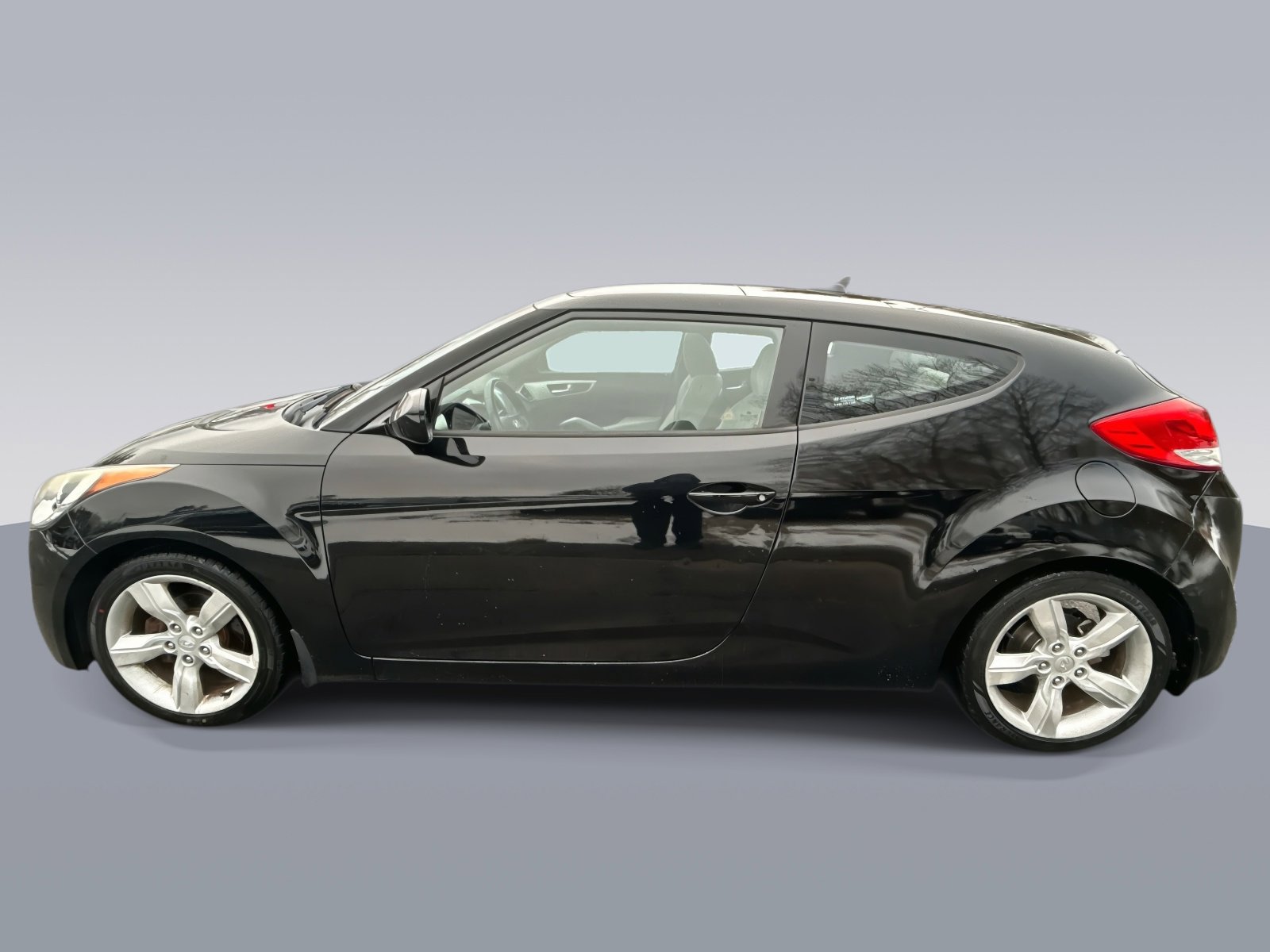 Used 2014 Hyundai Veloster w/ Style Package 02 image 6