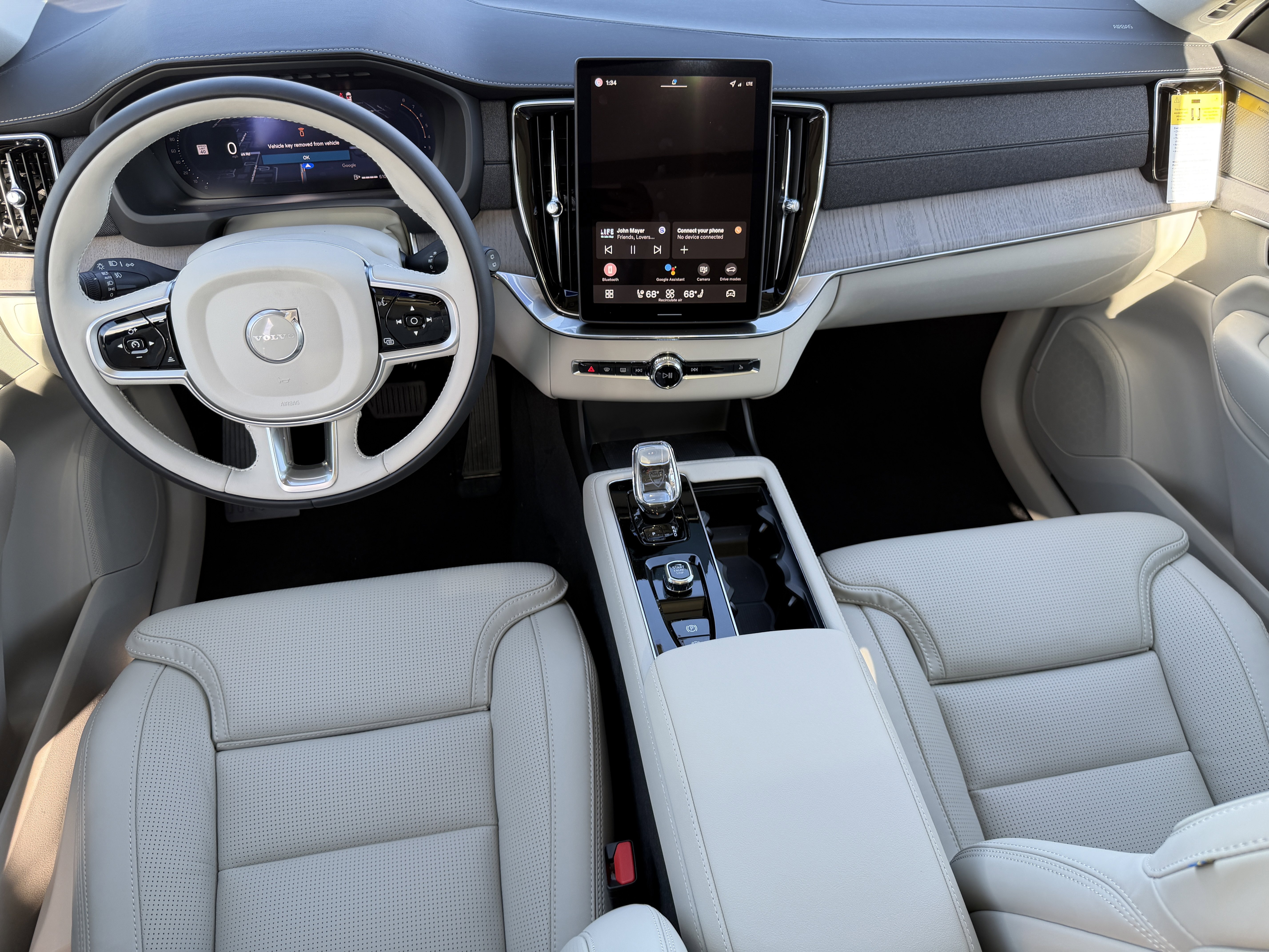 New 2026 Volvo XC90 B5 Ultra image 12