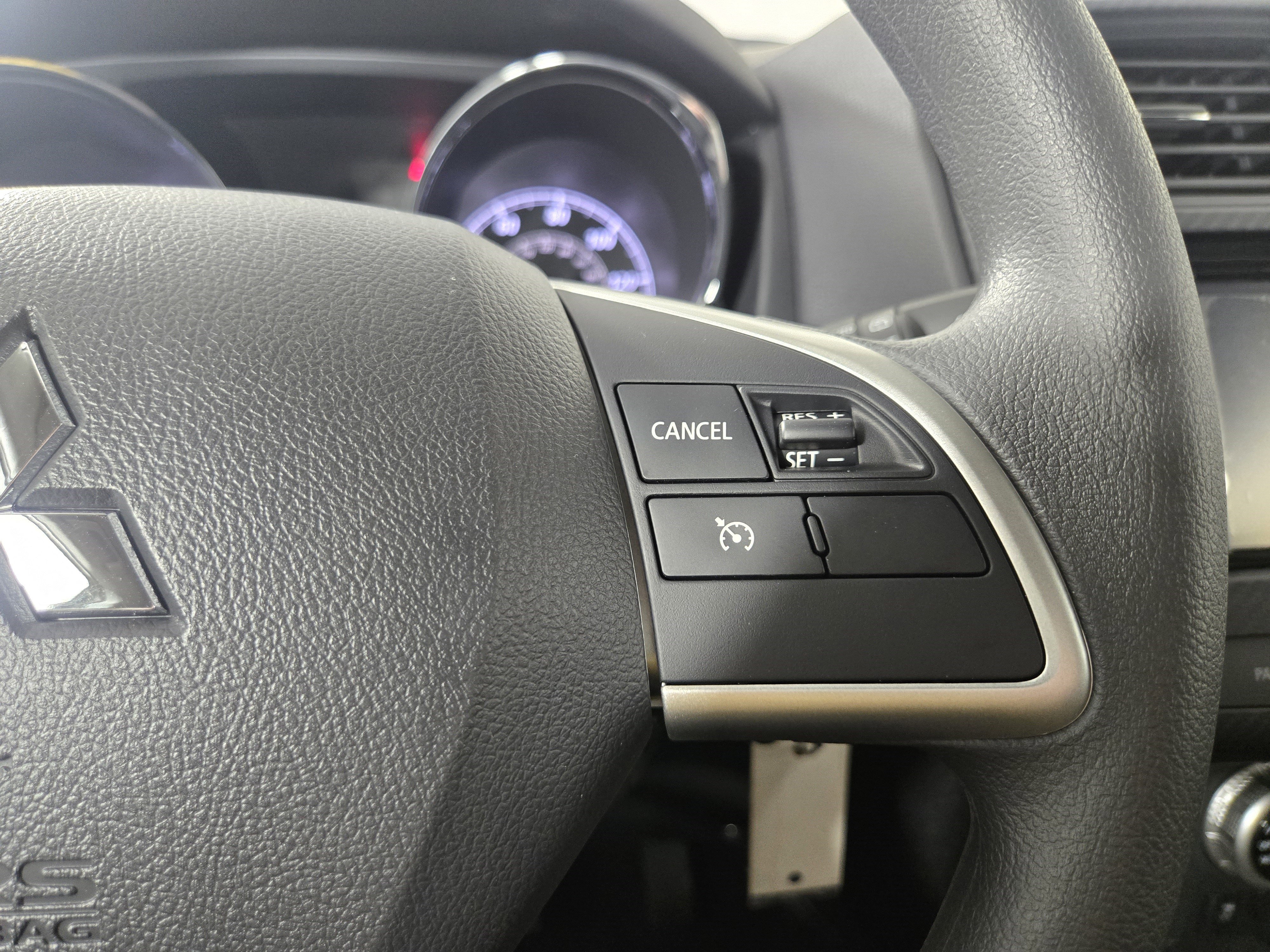 New 2025 Mitsubishi Outlander Sport ES image 15