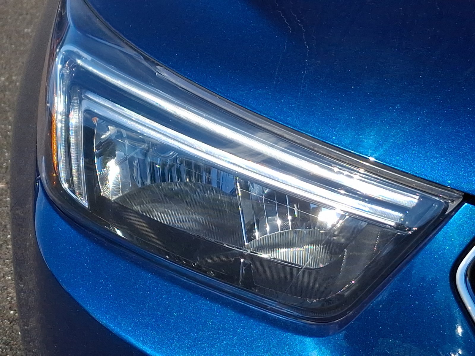 Used 2019 Buick Encore Sport Touring image 8