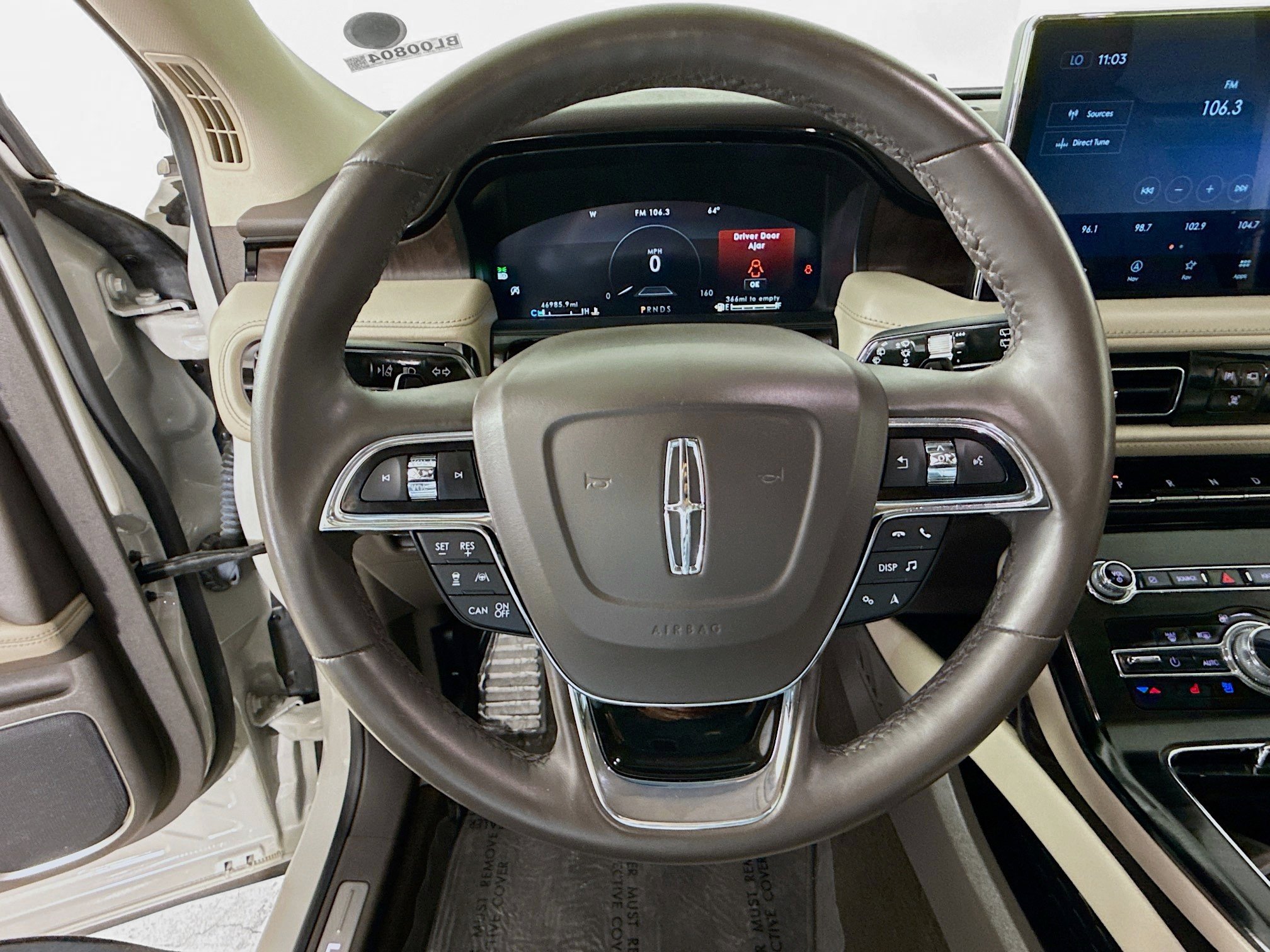 Used 2021 Lincoln Nautilus Reserve w/ Equipment Group 201A image 11