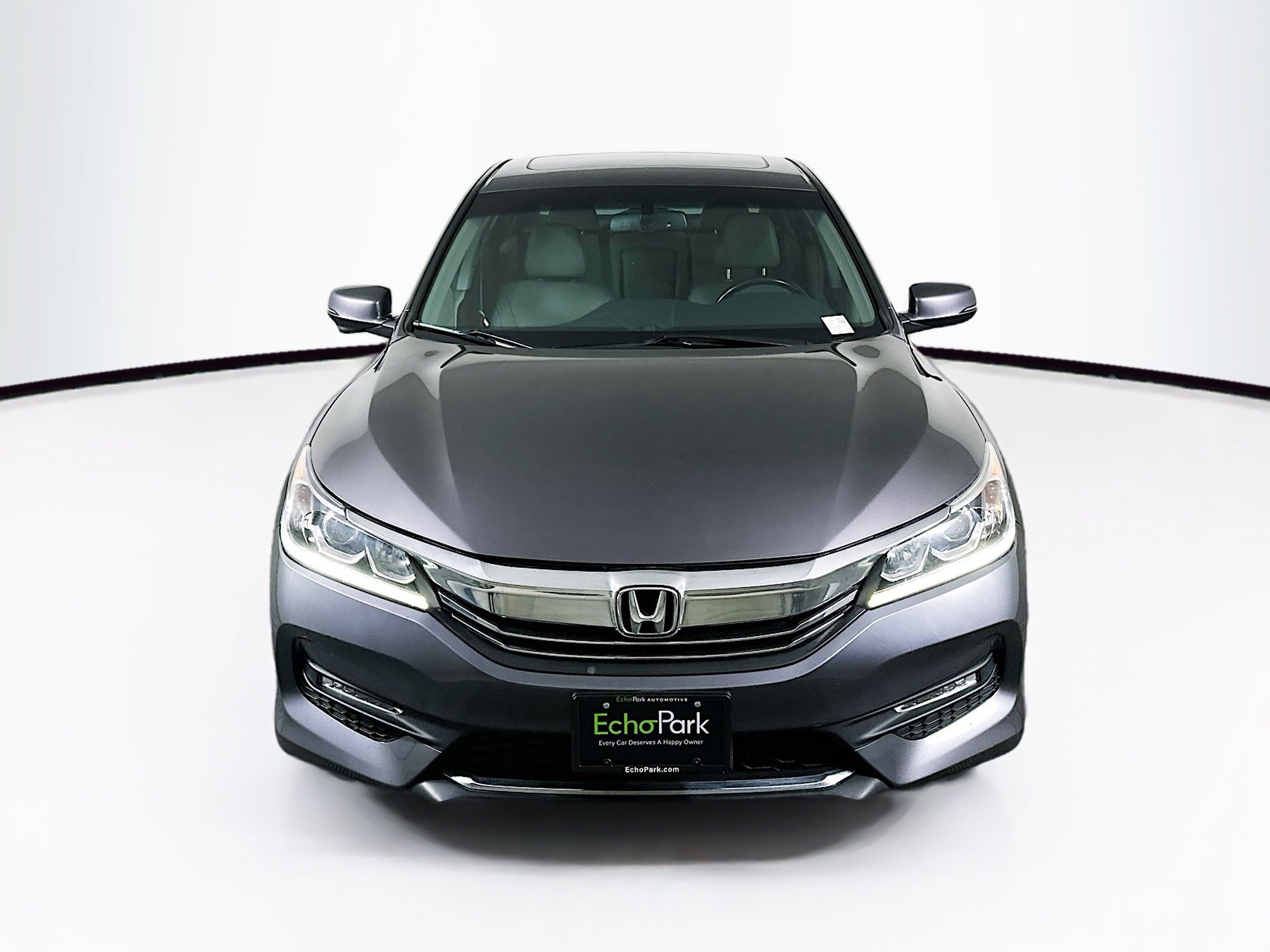 Used 2017 Honda Accord EX-L image 2