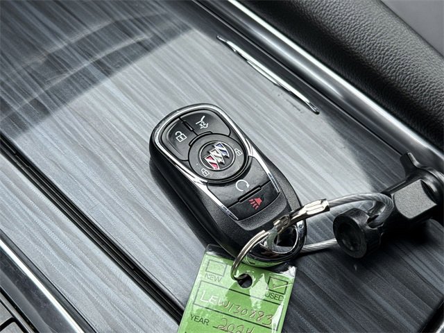 Used 2024 Buick Enclave Premium image 30