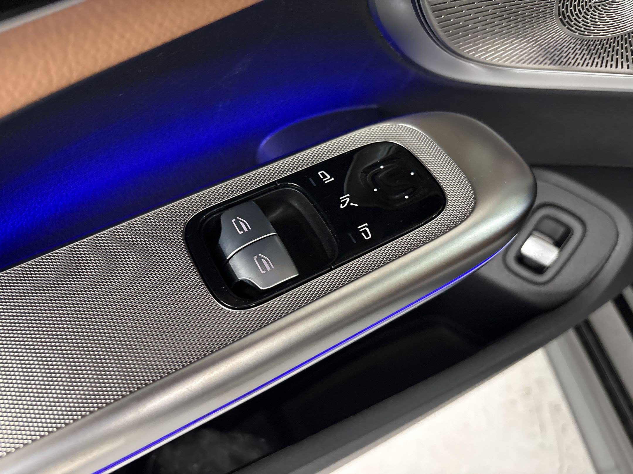 New 2026 Mercedes-Benz CLE 300 4MATIC Coupe image 13