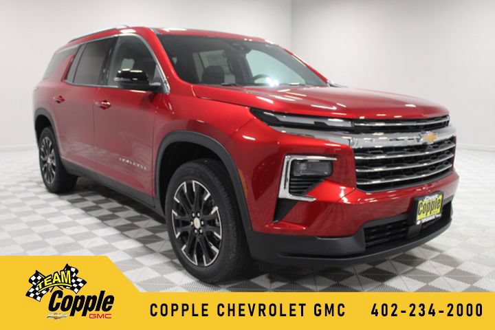 New 2026 Chevrolet Traverse LT w/ Sun and Wheel Package
