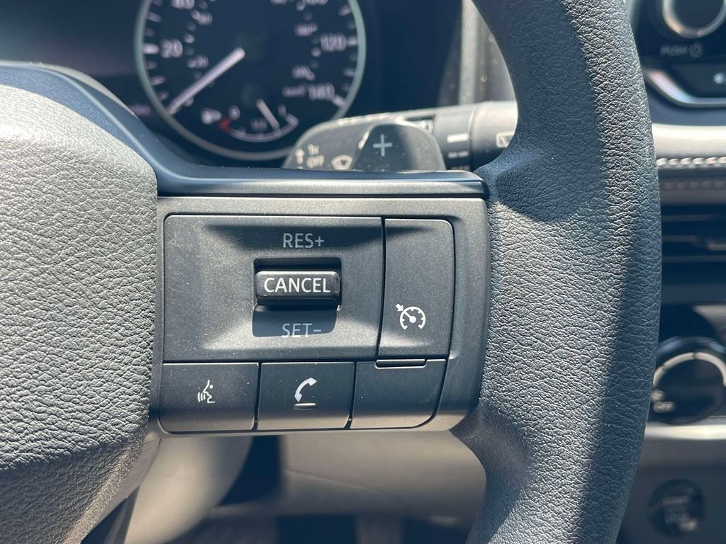 Used 2026 Nissan Rogue S FWD image 22