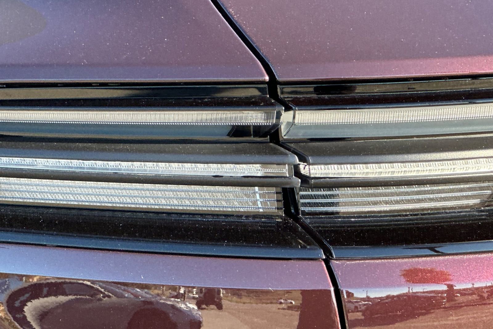 Certified 2025 Porsche Macan 4 Electric image 39