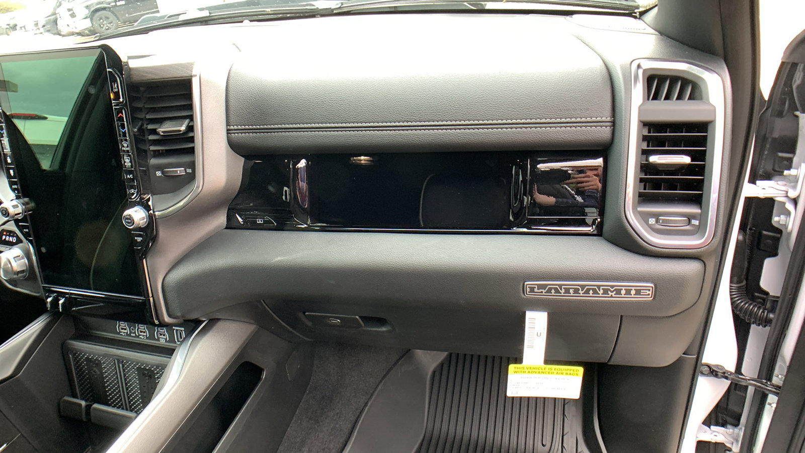 New 2025 RAM 1500 Laramie w/ Night Edition image 34