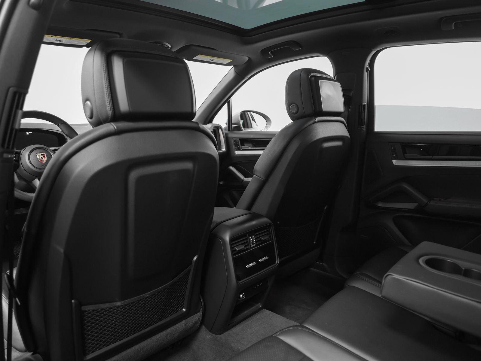 Certified 2024 Porsche Cayenne AWD/4WD image 44