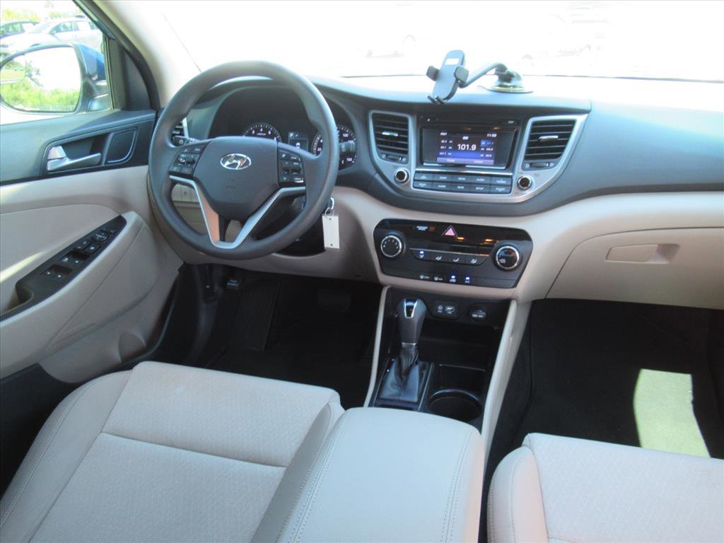 Used 2018 Hyundai Tucson SE w/ Cargo Package image 13