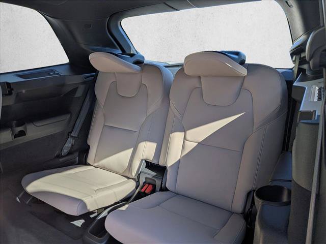 Certified 2026 Volvo XC90 B6 Plus w/ Protection Package AWD/4WD image 20