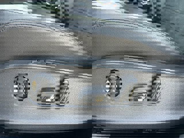 Used 2013 Volkswagen Passat 2.5 SEL Premium image 20