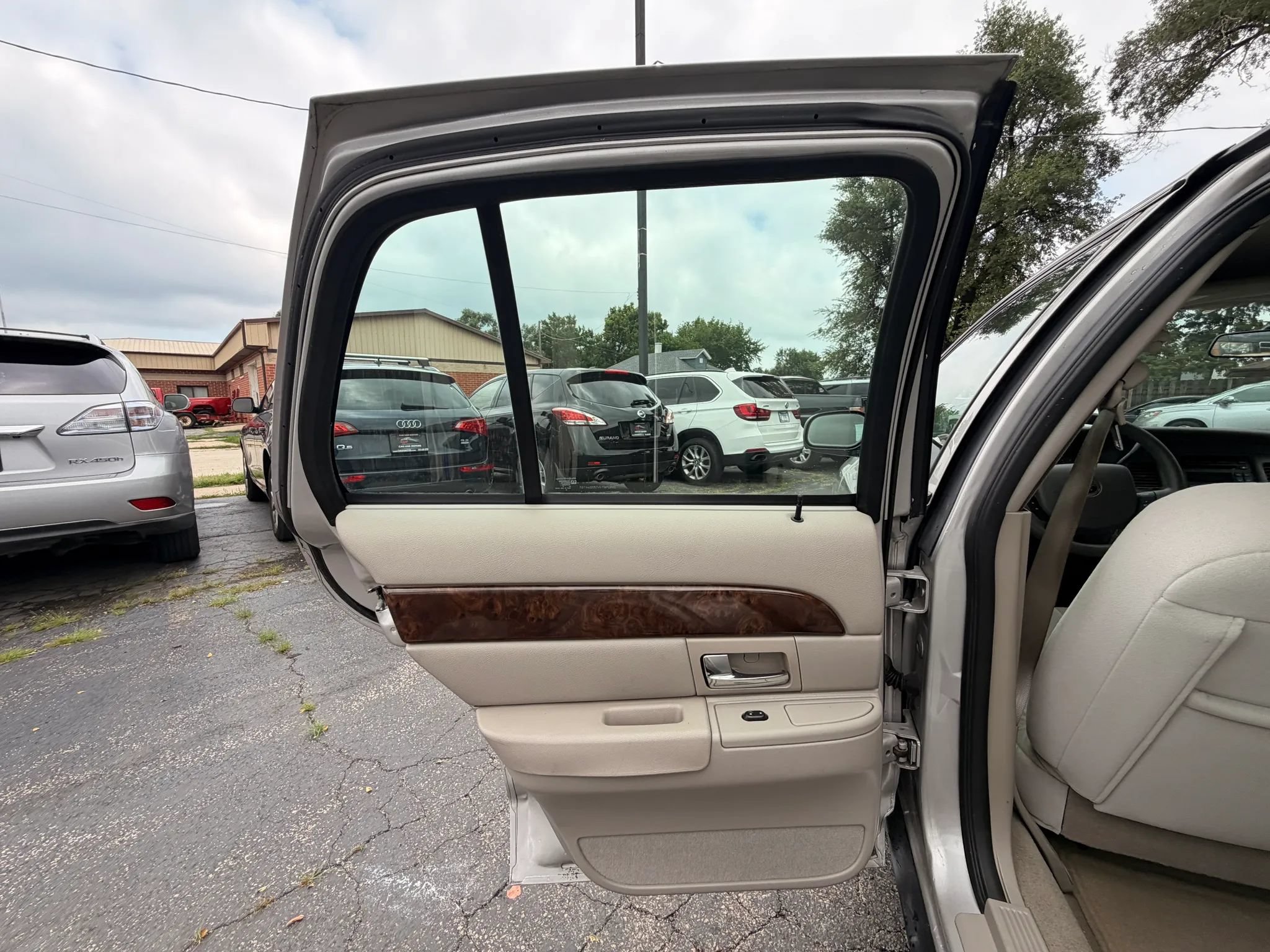 Used 2008 Mercury Grand Marquis GS RWD image 15