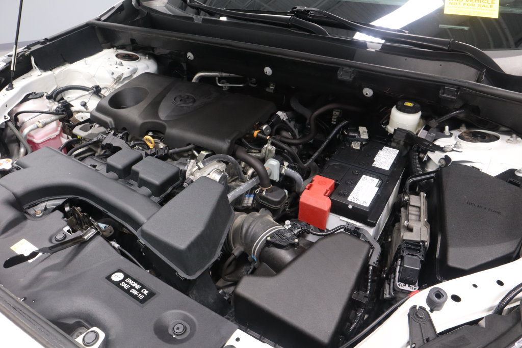 Used 2022 Toyota RAV4 LE AWD/4WD image 29
