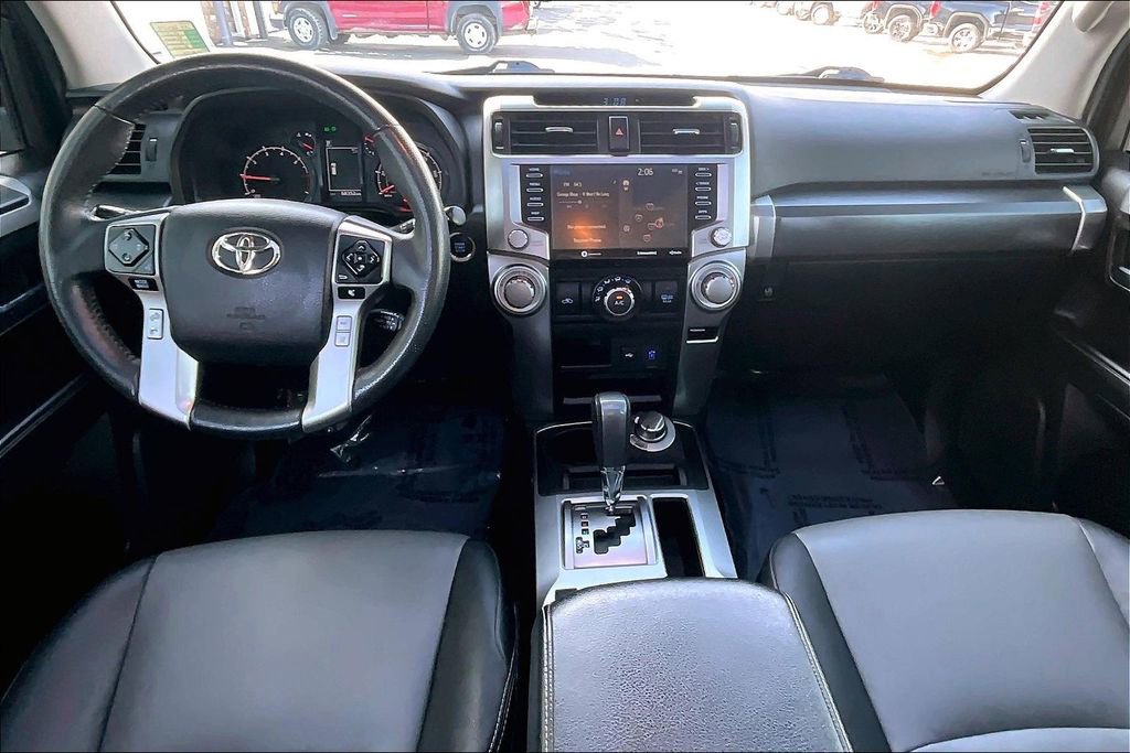 Used 2022 Toyota 4Runner SR5 Premium w/ Moonroof Package image 16