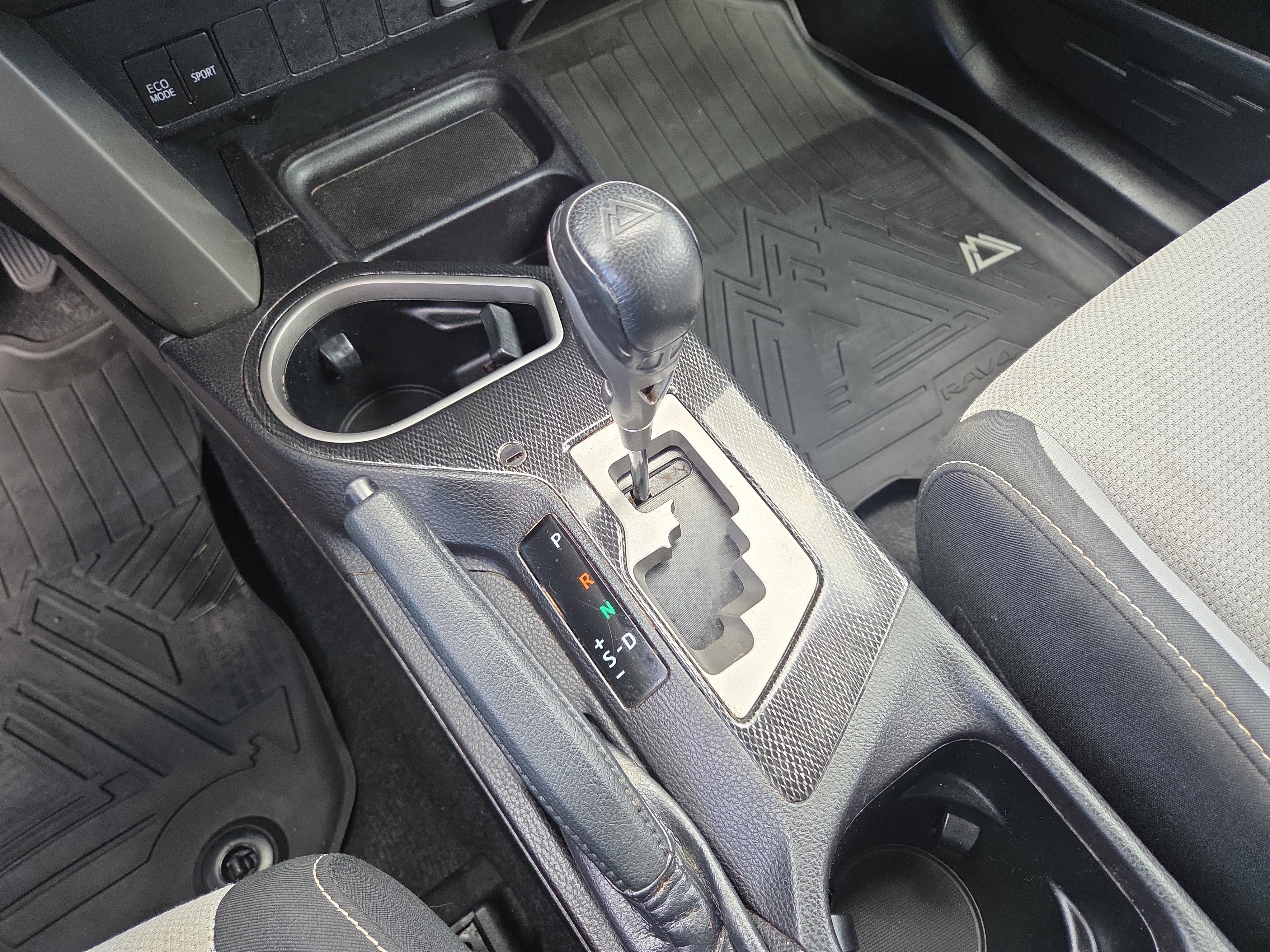 Used 2018 Toyota RAV4 Adventure image 24