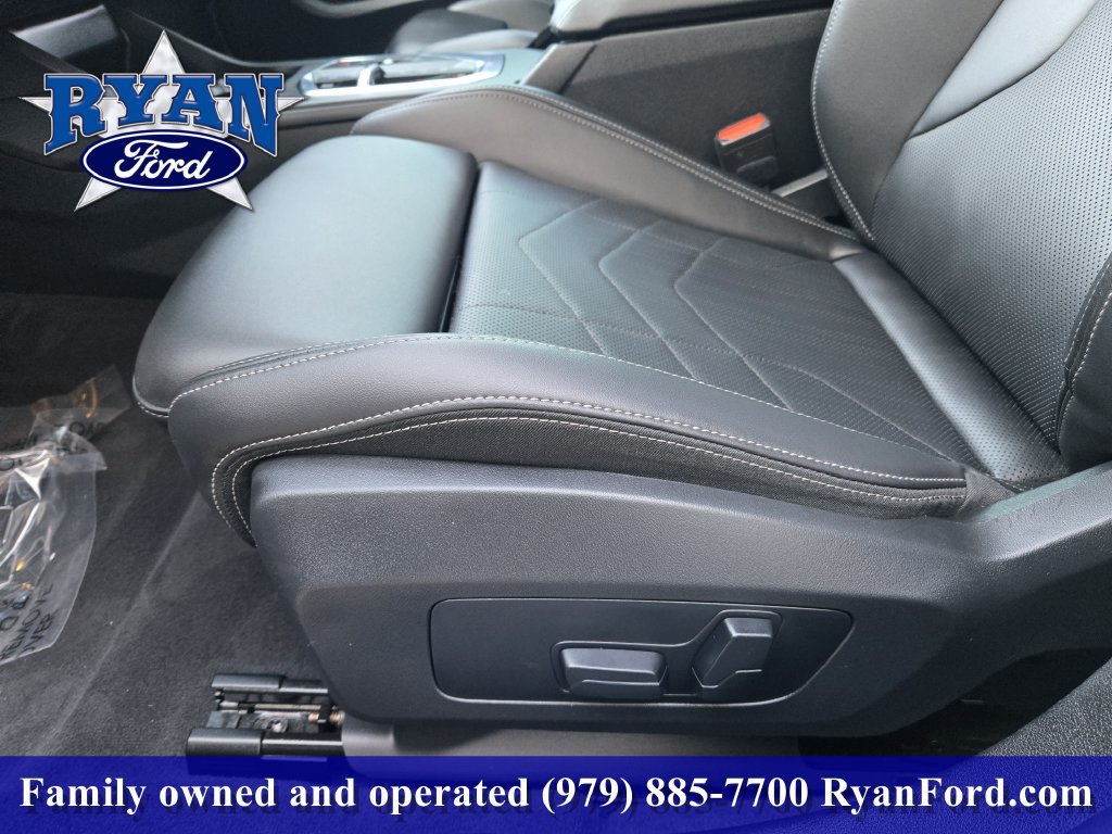 Used 2026 BMW 228i FWD image 17