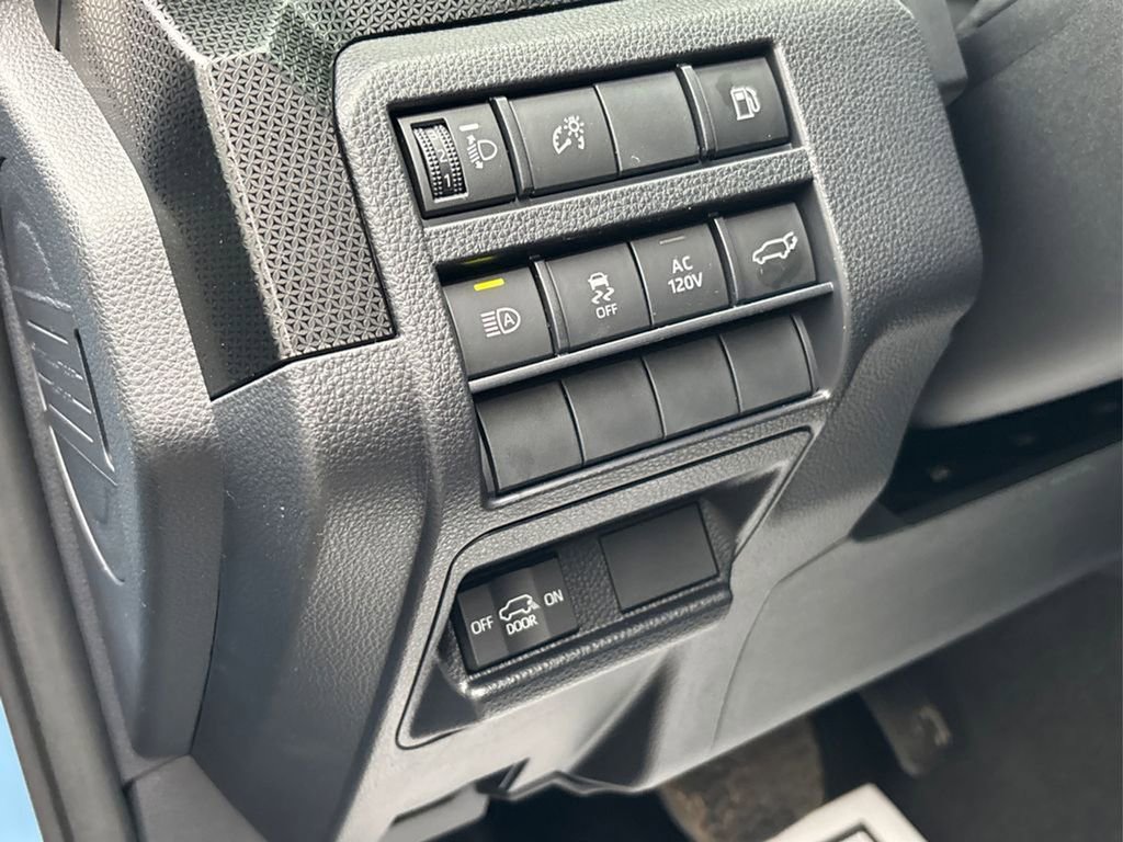 Used 2025 Toyota 4Runner Limited image 32