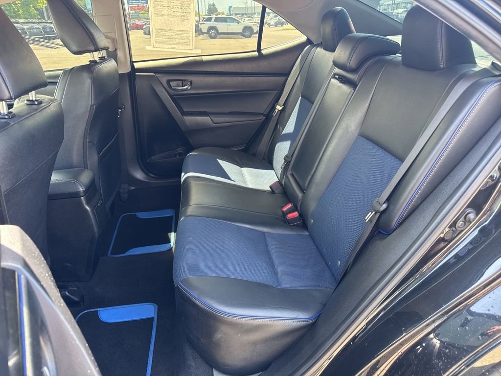 Used 2017 Toyota Corolla SE w/ Carpet Mat Package (TMS) FWD image 11