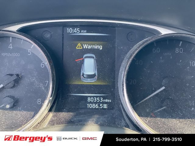 Used 2016 Nissan Rogue SV AWD/4WD image 10