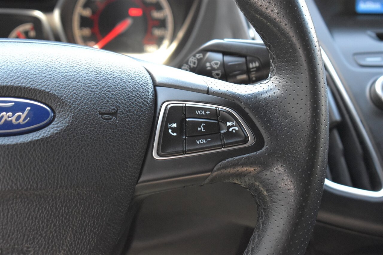 Used 2016 Ford Focus ST image 15